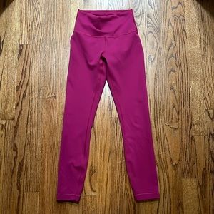 Lululemon Wunder Train High Rise Tight 25”